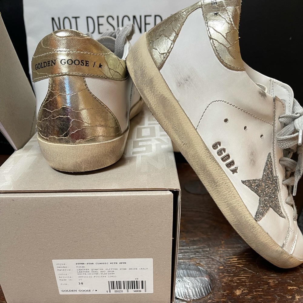 Golden Goose Super star classic with spur. Size 38
